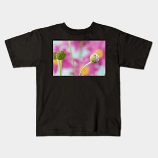 Anemone hupehensis var. japonica  &#39;Pamina&#39;   AGM  Japanese anemone  Flower bud and seedhead Kids T-Shirt